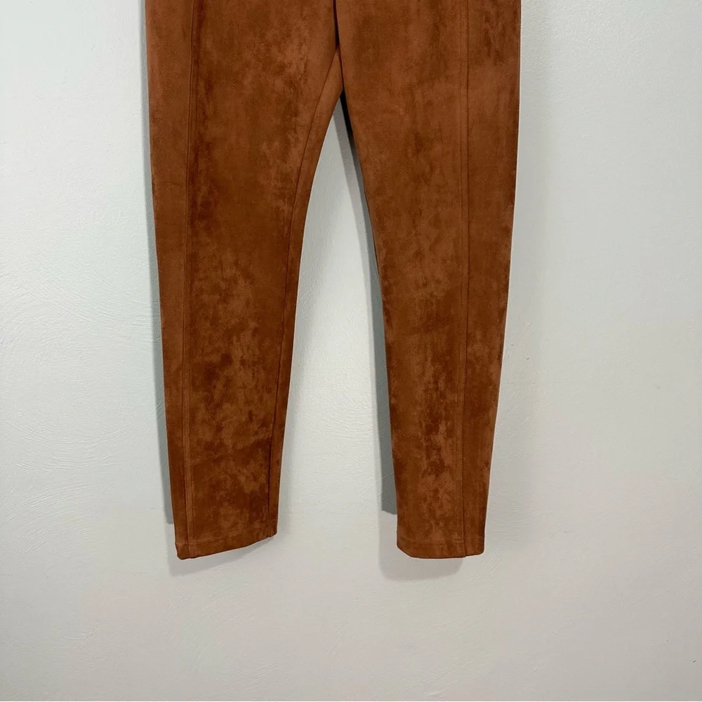 Ivanka Trump Faux Suede Skinny Pants Camel Tan Size Medium EUC High Rise Stretch